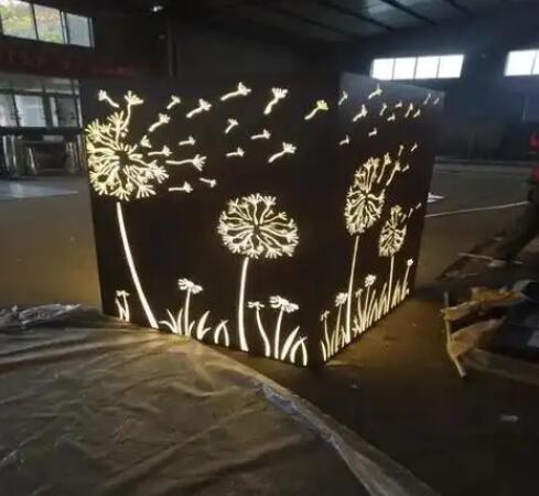 明水耐候钢灯箱